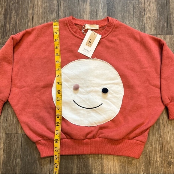 NWT Kids  Smily Face Orange Lo g Sleeves Sweatshirt Size 5 - Picture 5 of 7